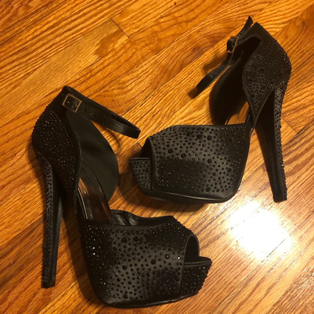 Black sequin Sandal Heels Size 7